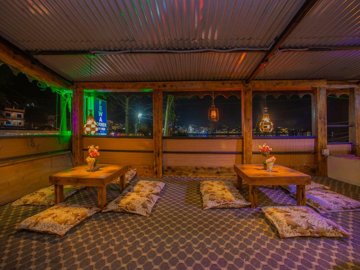 Hotel Fewa Corner & Restro Pokhara Exterior photo