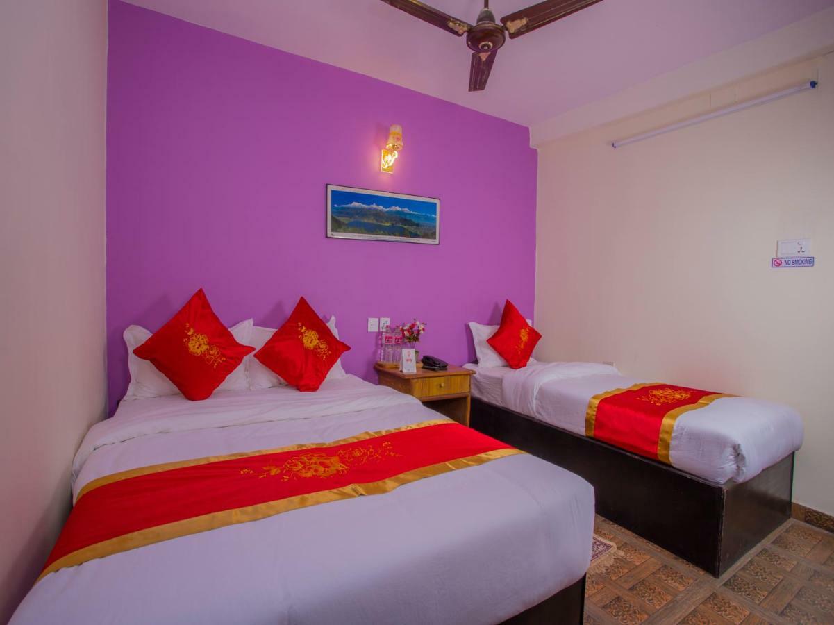 Hotel Fewa Corner & Restro Pokhara Exterior photo