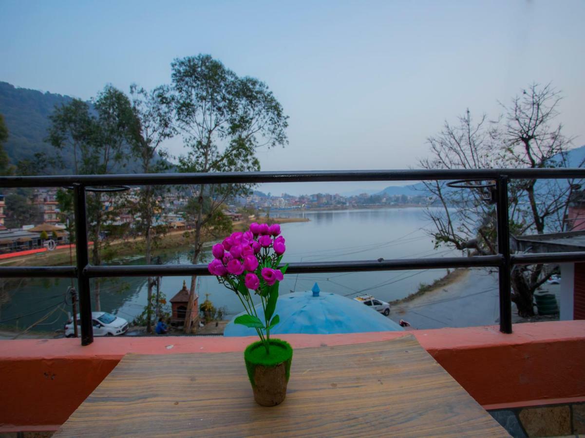 Hotel Fewa Corner & Restro Pokhara Exterior photo