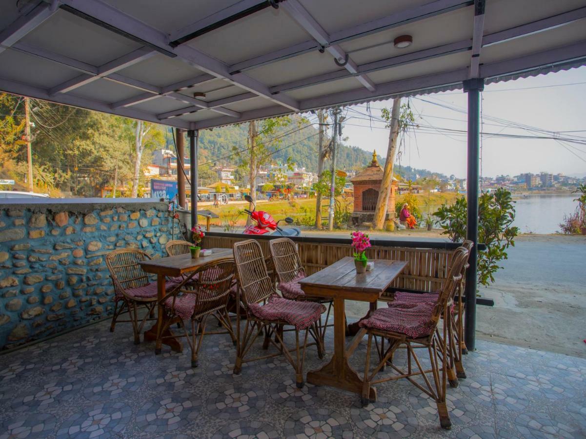 Hotel Fewa Corner & Restro Pokhara Exterior photo